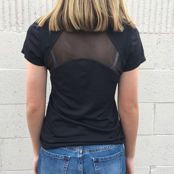 NEW REEBOK BLACK T SHIRT - Picture 6 of 8